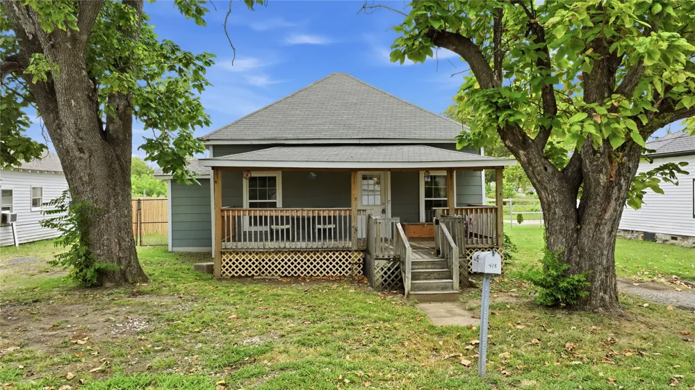 415 S Cherokee Avenue Claremore, OK 74017