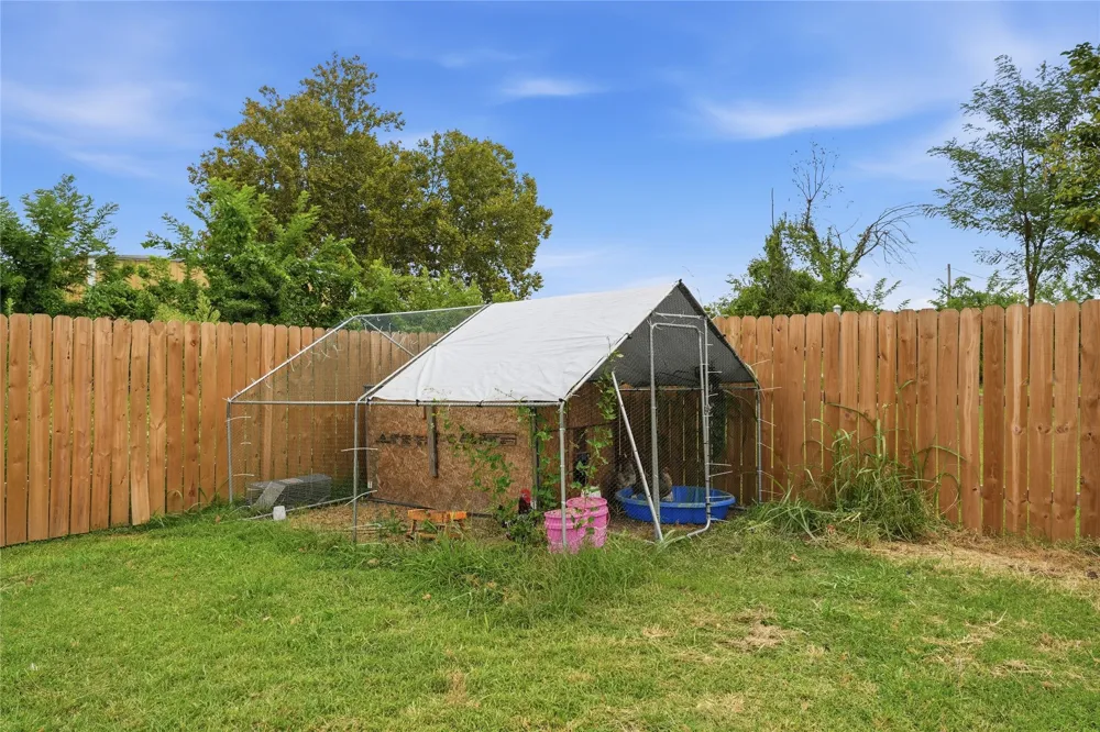 415 S Cherokee Avenue Claremore, OK 74017