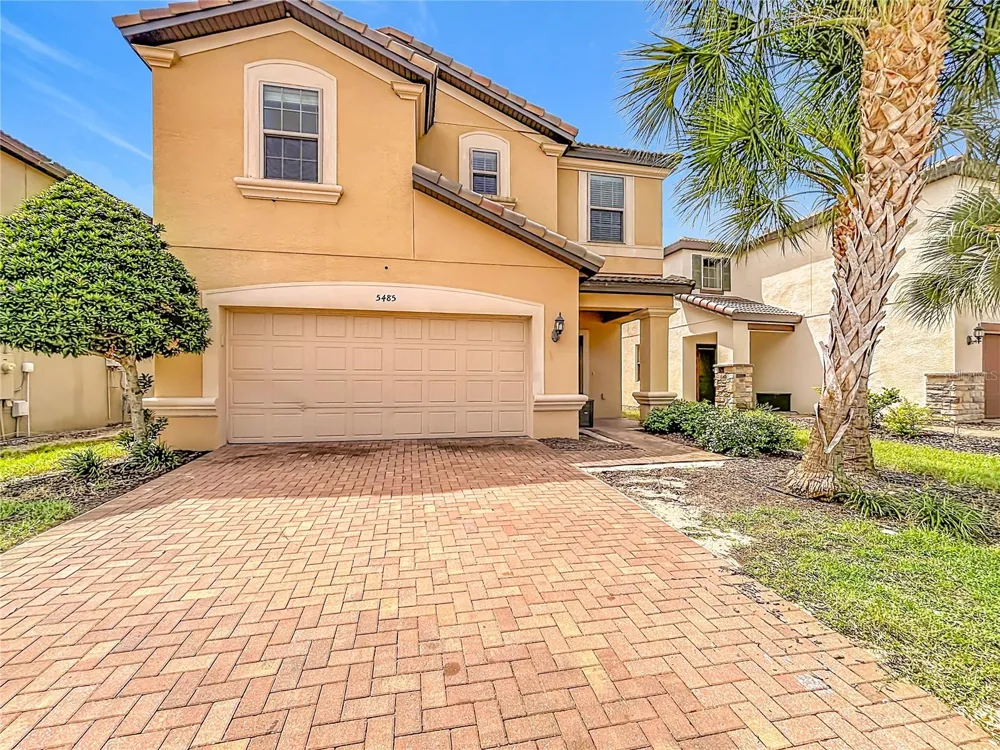 5485 MISTY OAK CIRCLE Davenport, FL 33837