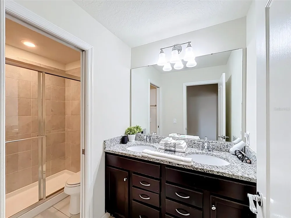 5485 MISTY OAK CIRCLE Davenport, FL 33837