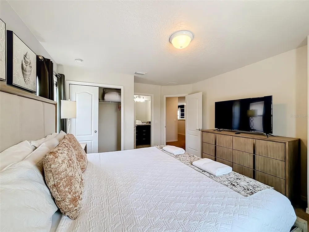 5485 MISTY OAK CIRCLE Davenport, FL 33837