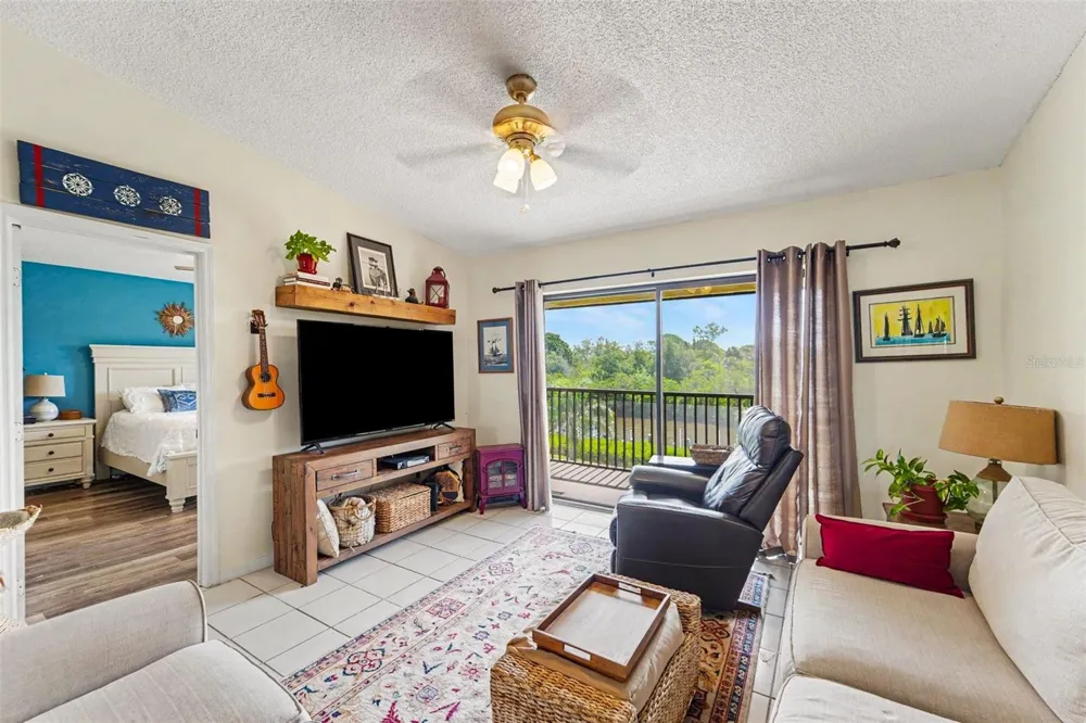 1702 SEASCAPE CIRCLE #203 Tarpon Springs, FL 34689