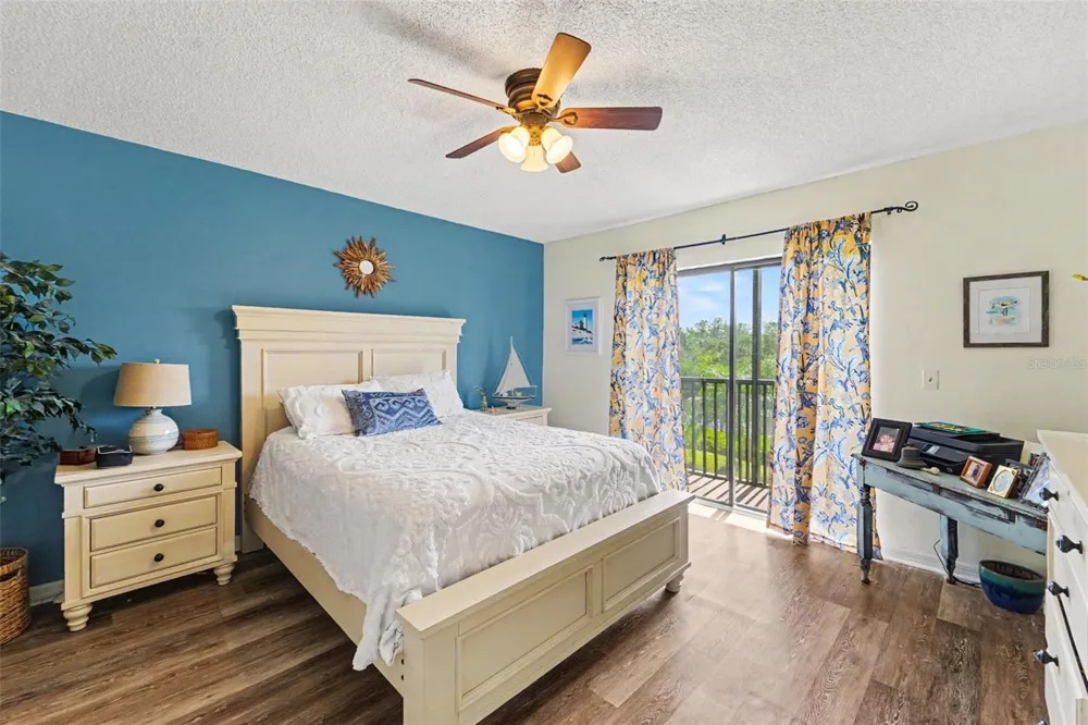 1702 SEASCAPE CIRCLE #203 Tarpon Springs, FL 34689
