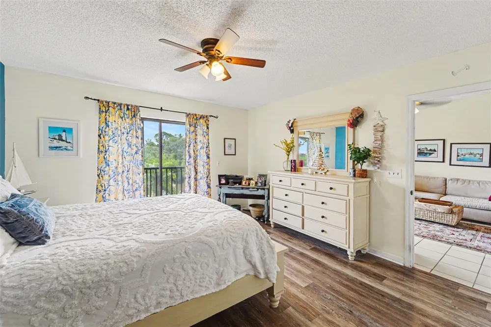 1702 SEASCAPE CIRCLE #203 Tarpon Springs, FL 34689