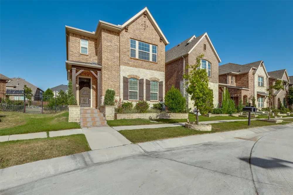 6739 Palo Duro Drive Irving, TX 75063