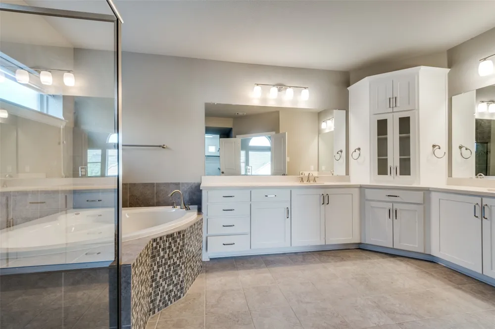 6739 Palo Duro Drive Irving, TX 75063