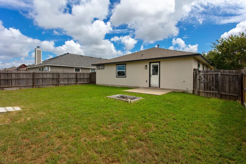 15232 Meredith Lane College Station, TX 77845