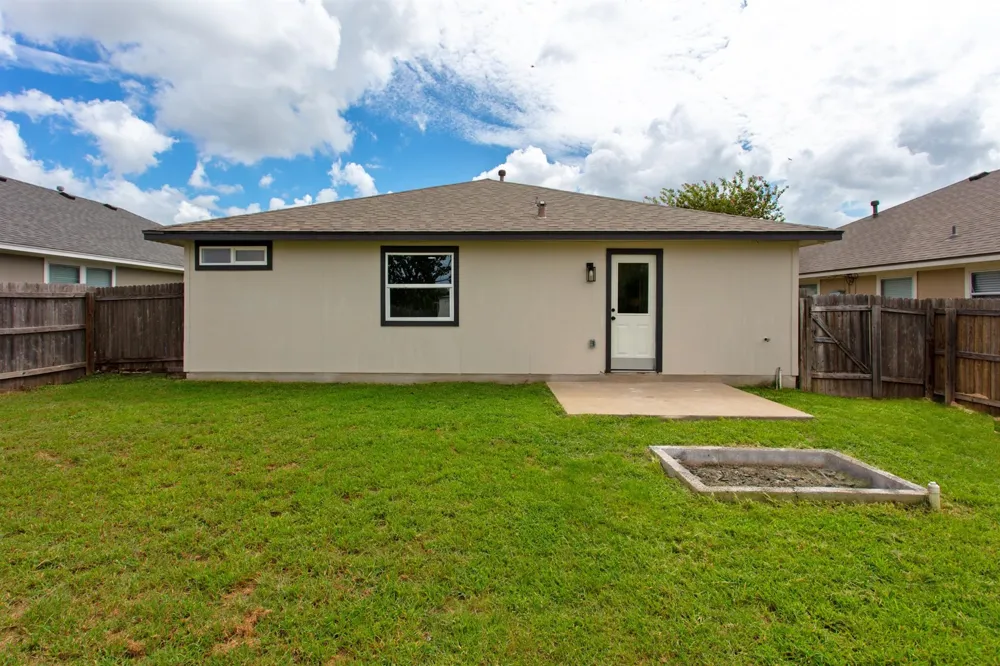 15232 Meredith Lane College Station, TX 77845