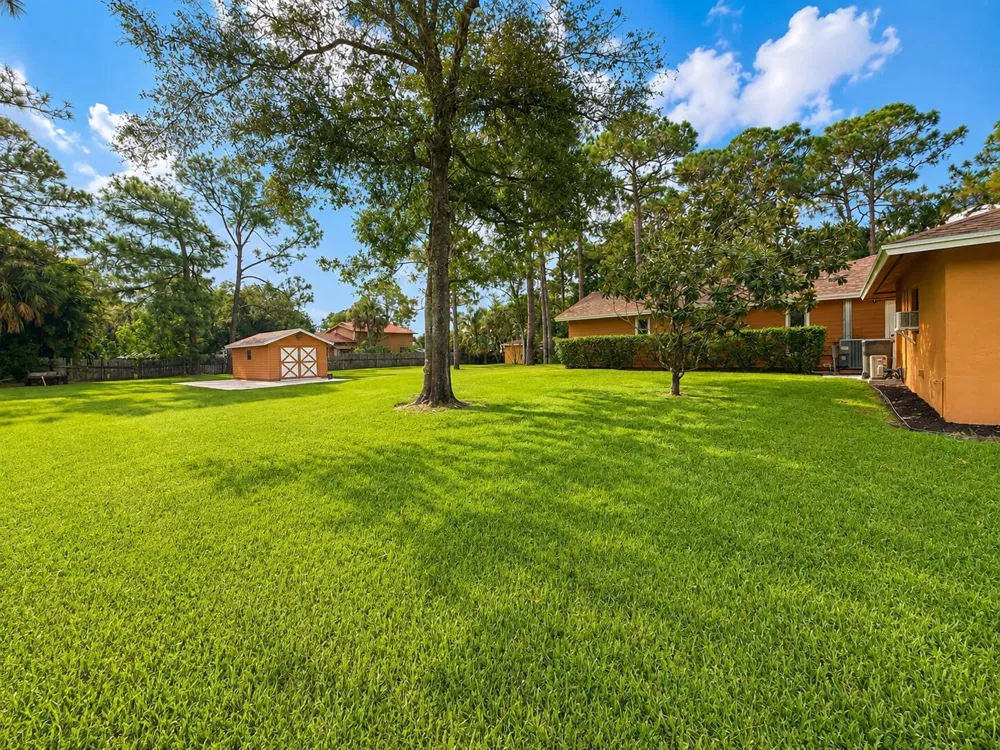 17212 130th Avenue Jupiter, FL 33478