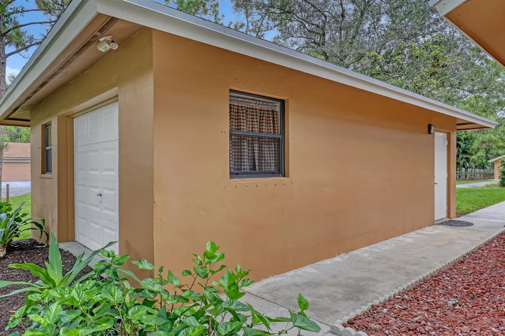 17212 130th Avenue Jupiter, FL 33478