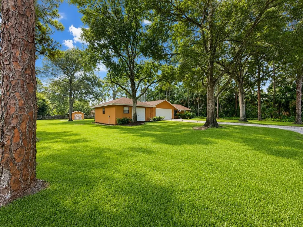 17212 130th Avenue Jupiter, FL 33478