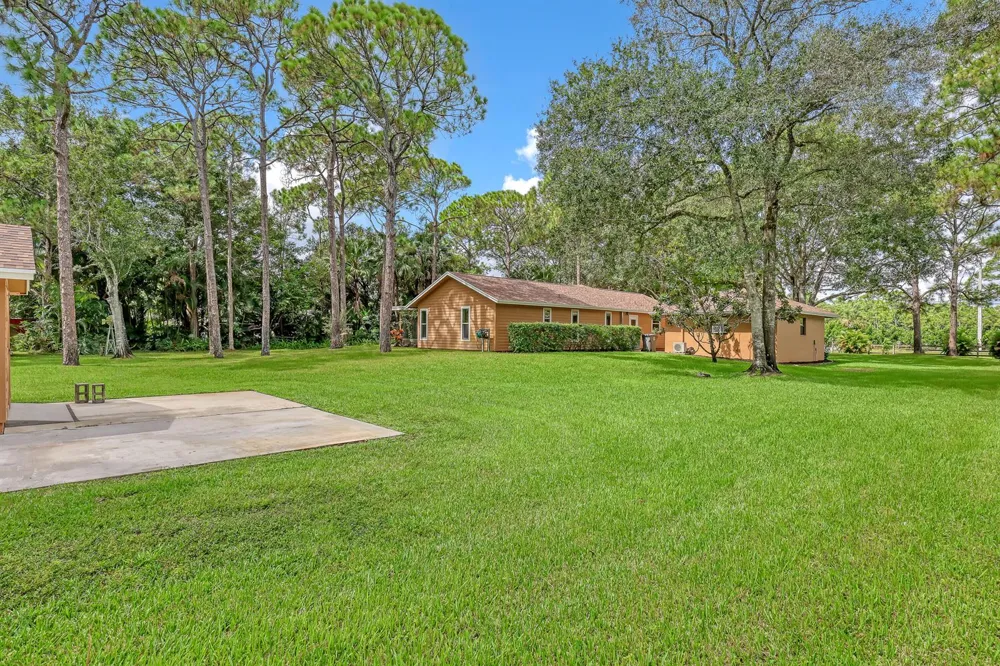 17212 130th Avenue Jupiter, FL 33478