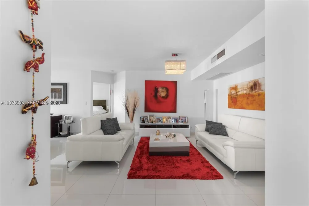 19195 NE 36th Ct #2502 Aventura, FL 33180