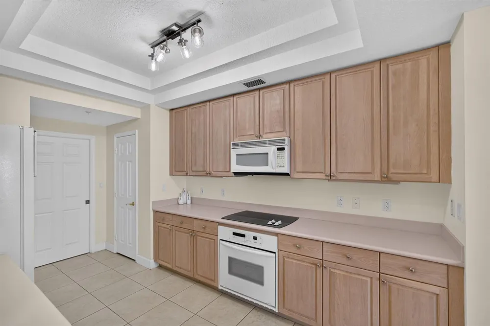 221 Ocean Grande Boulevard #407 Jupiter, FL 33477