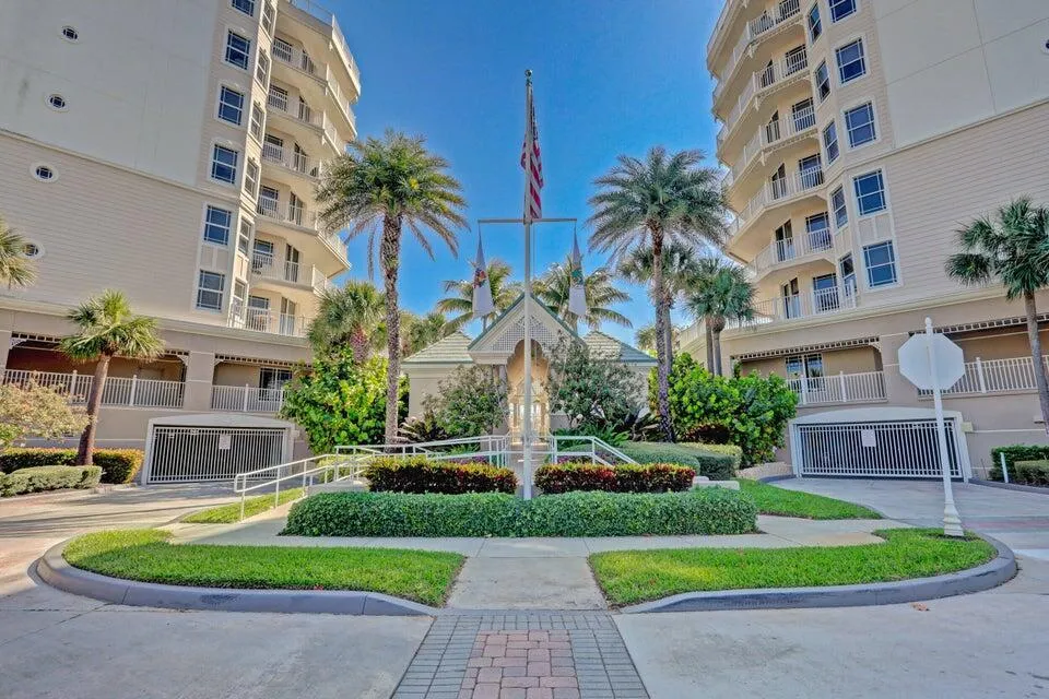 221 Ocean Grande Boulevard #407 Jupiter, FL 33477