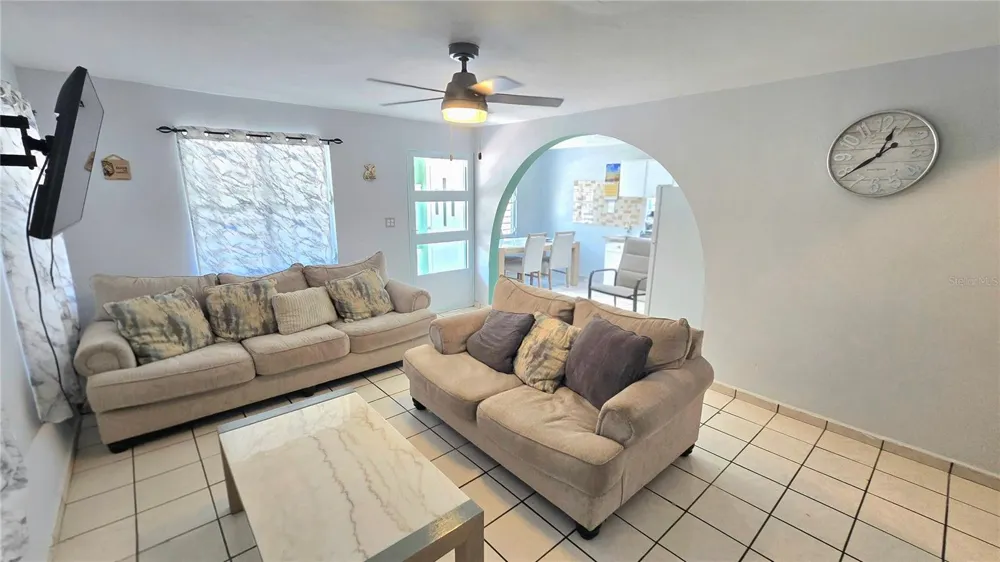 CALLE SAN JUAN BO. CORTES #396 Manati, PR 00674