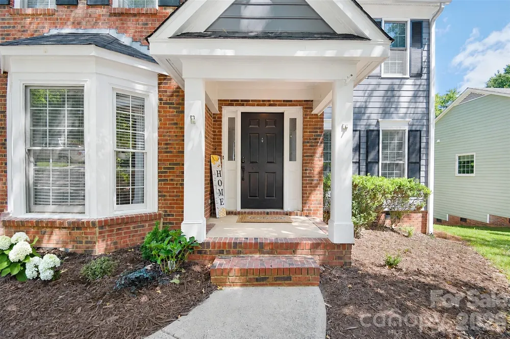 3837 Beauvista Drive Charlotte, NC 28269