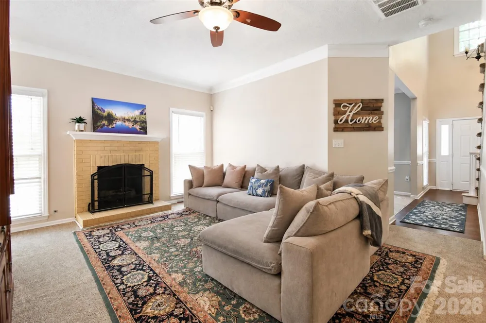 3837 Beauvista Drive Charlotte, NC 28269