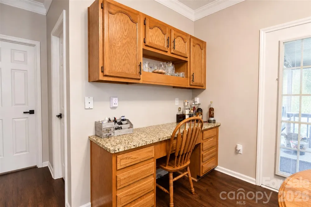 3837 Beauvista Drive Charlotte, NC 28269