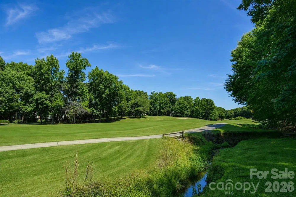 3837 Beauvista Drive Charlotte, NC 28269