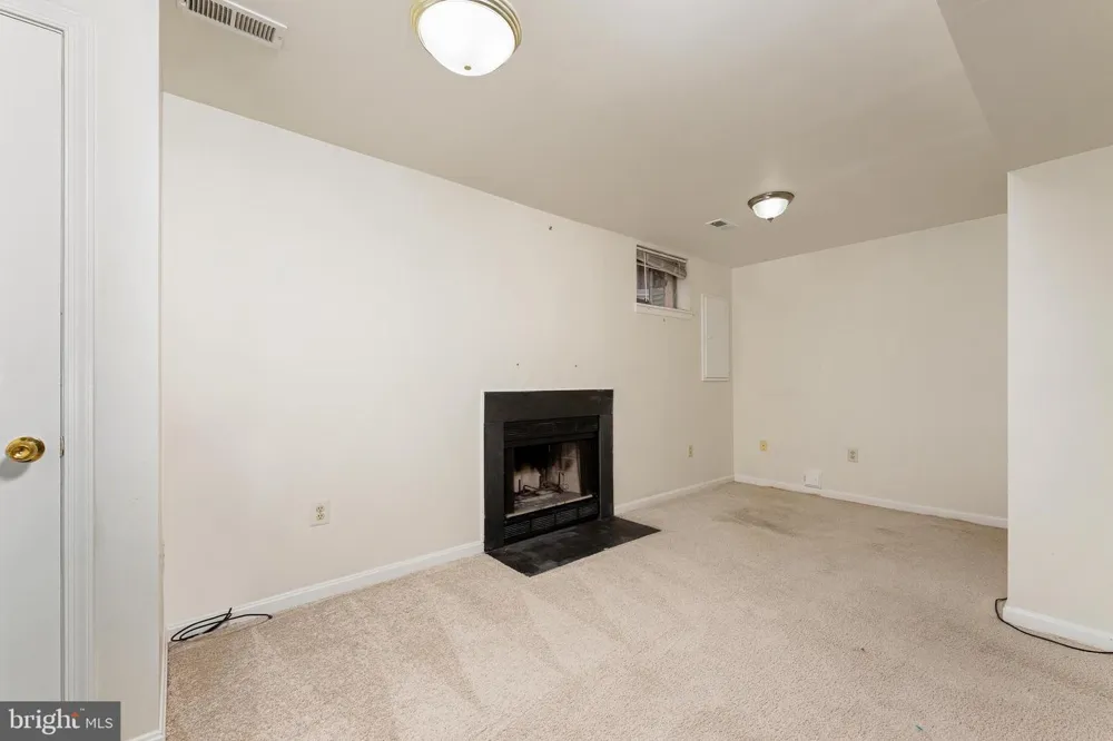15130 JARRELL PLACE Woodbridge, VA 22193