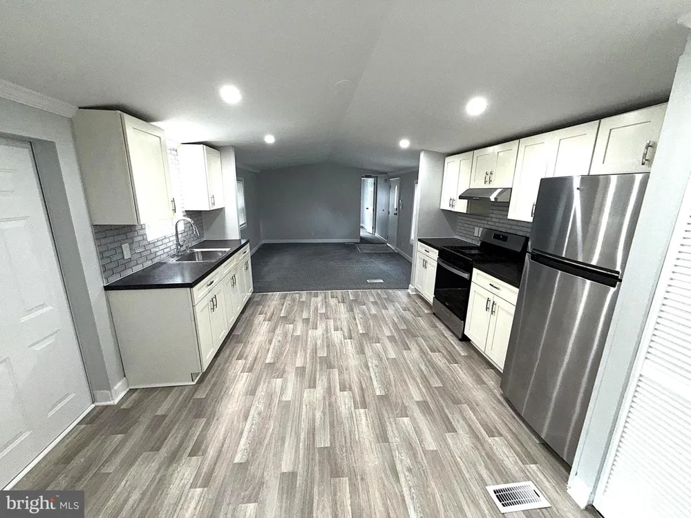 481 KEITH ROAD Lothian, MD 20711