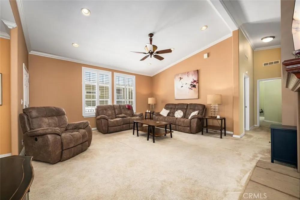 16422 Poipu Ln Huntington Beach, CA 92649