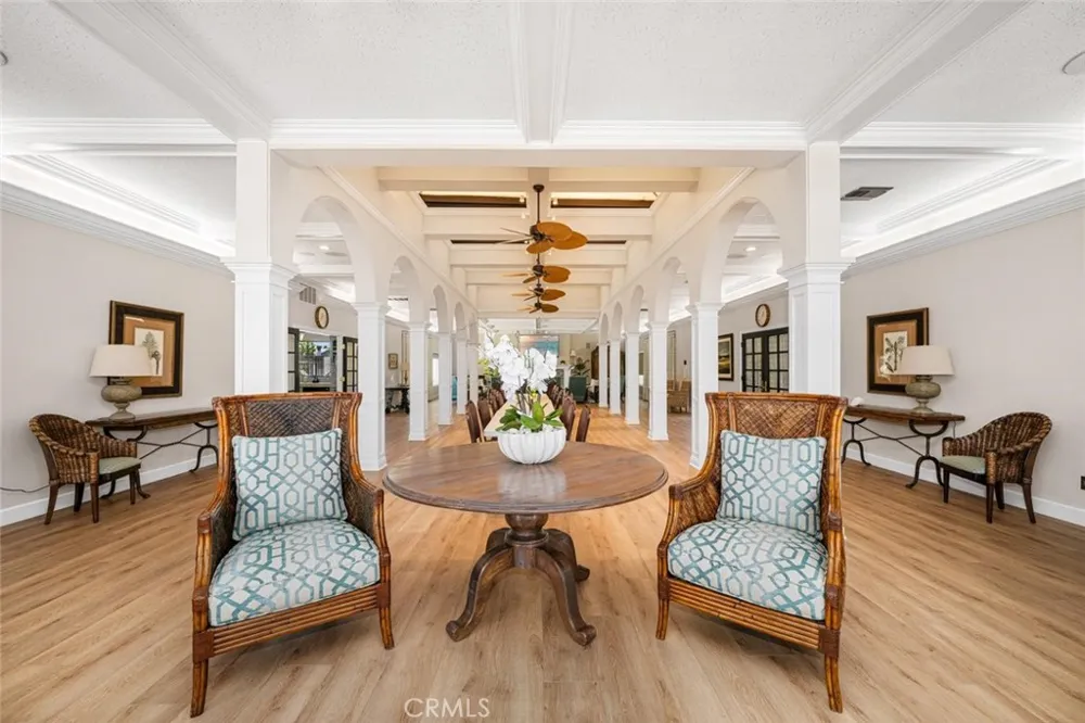 16422 Poipu Ln Huntington Beach, CA 92649
