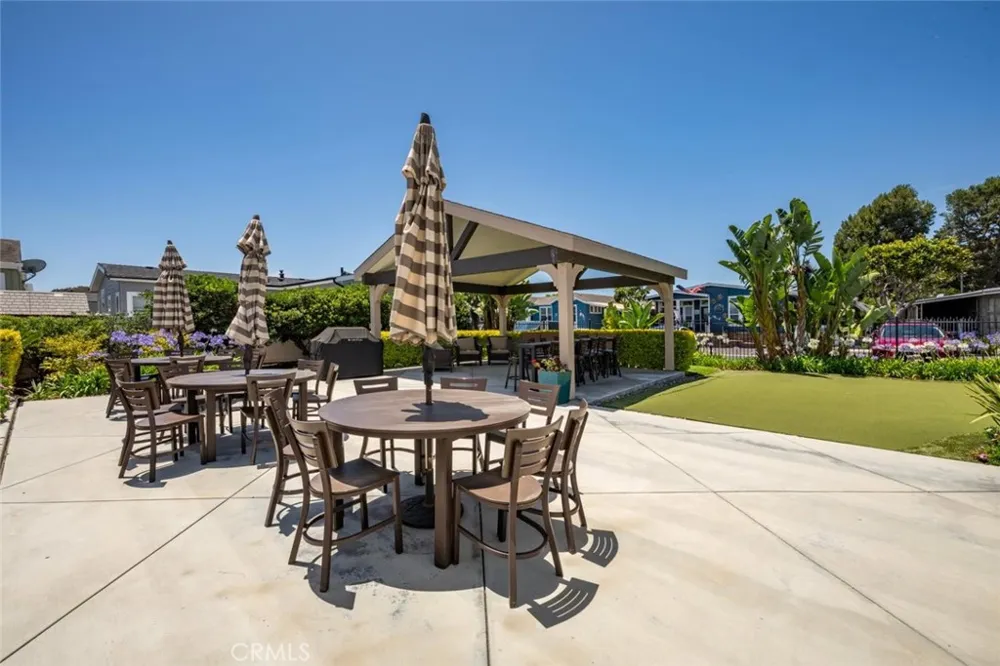16422 Poipu Ln Huntington Beach, CA 92649