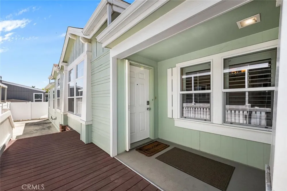 16422 Poipu Ln Huntington Beach, CA 92649