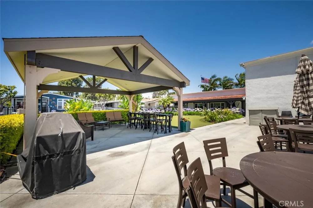 16422 Poipu Ln Huntington Beach, CA 92649