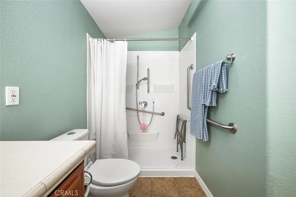 16422 Poipu Ln Huntington Beach, CA 92649