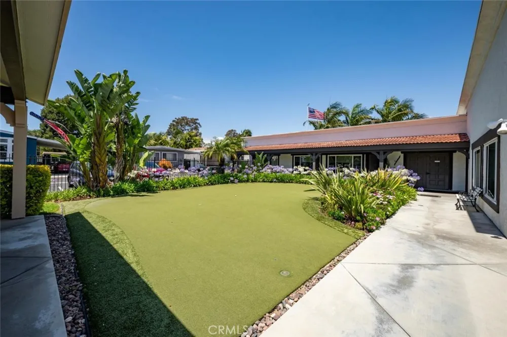 16422 Poipu Ln Huntington Beach, CA 92649
