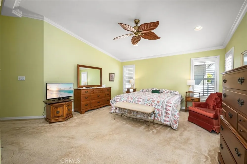 16422 Poipu Ln Huntington Beach, CA 92649