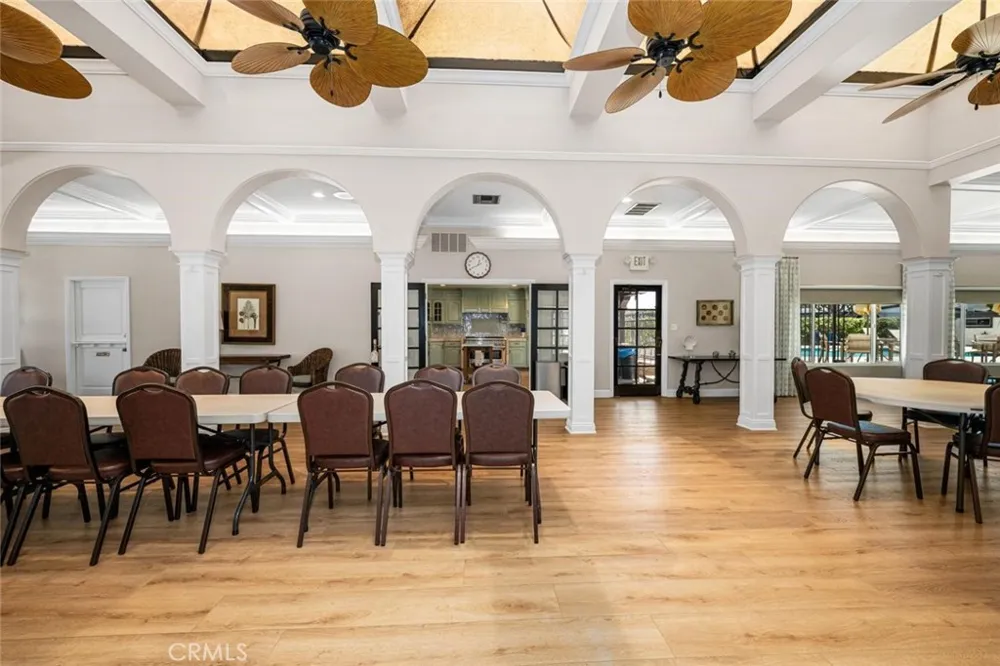 16422 Poipu Ln Huntington Beach, CA 92649