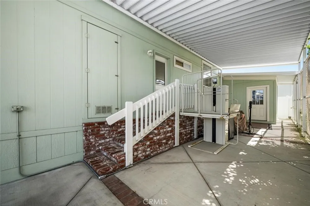 16422 Poipu Ln Huntington Beach, CA 92649