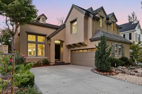 1511 Rosecrest Terrace