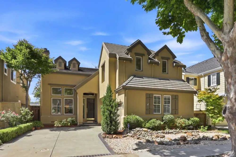1511 Rosecrest Terrace San Jose, CA 95126