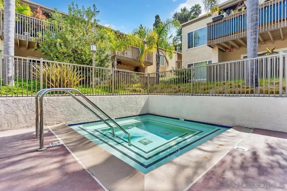 3134 Via Alicante #H La Jolla, CA 92037