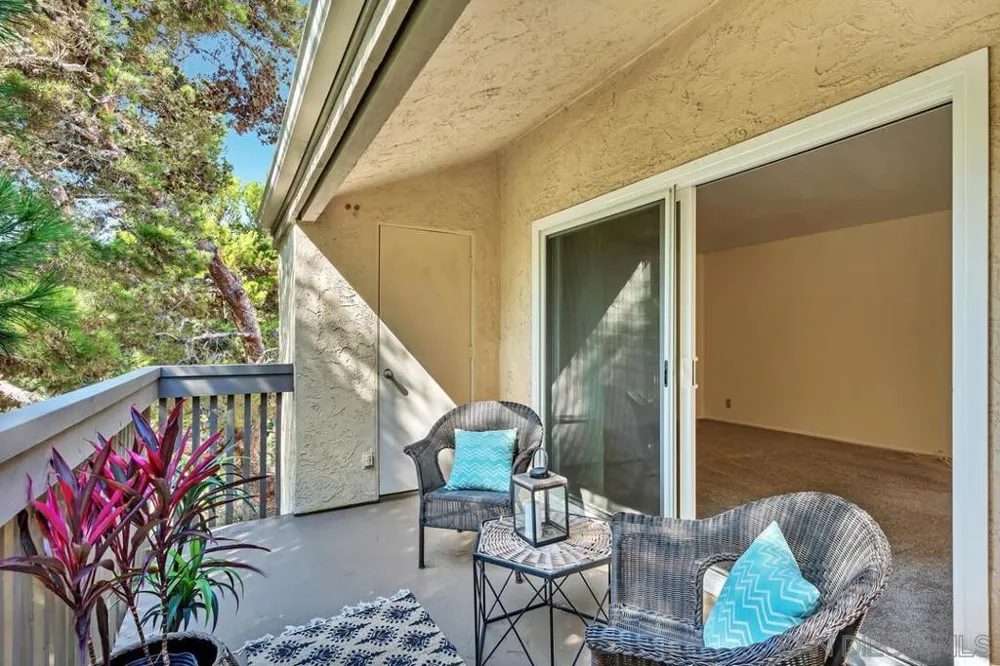 3134 Via Alicante #H La Jolla, CA 92037