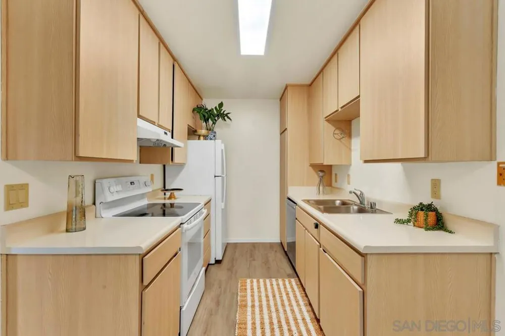 3134 Via Alicante #H La Jolla, CA 92037