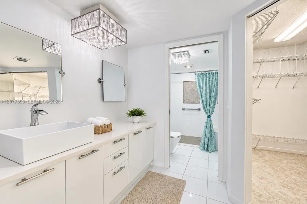12601 SW 13th St #315G Pembroke Pines, FL 33027