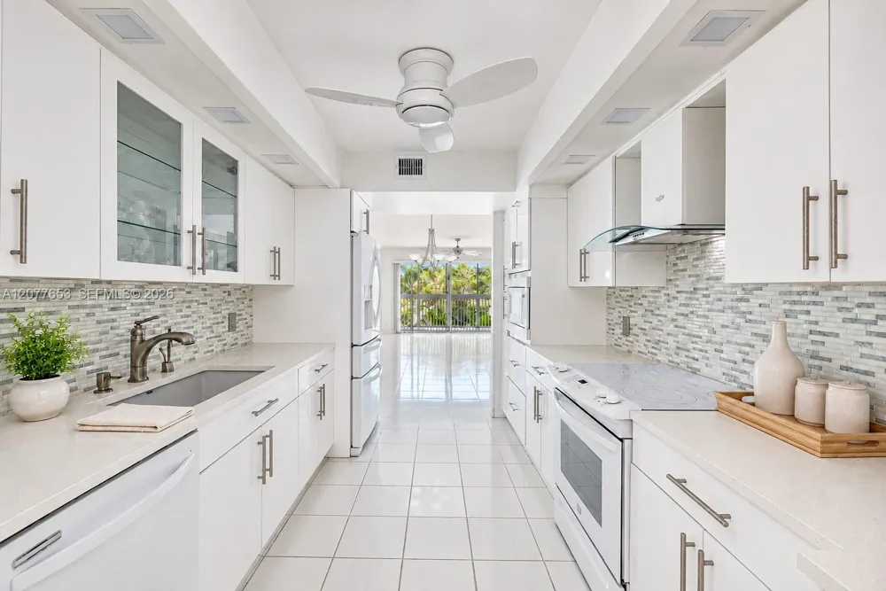 12601 SW 13th St #315G Pembroke Pines, FL 33027