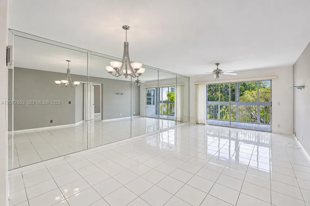 12601 SW 13th St #315G Pembroke Pines, FL 33027