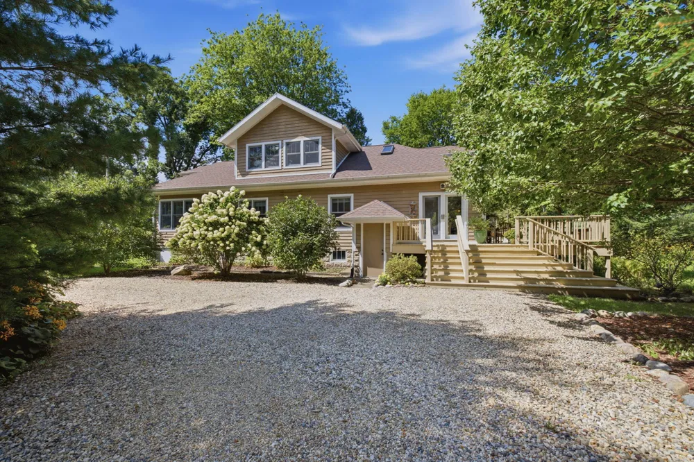 9737 Union Pier Road Chikaming Township, MI 49129