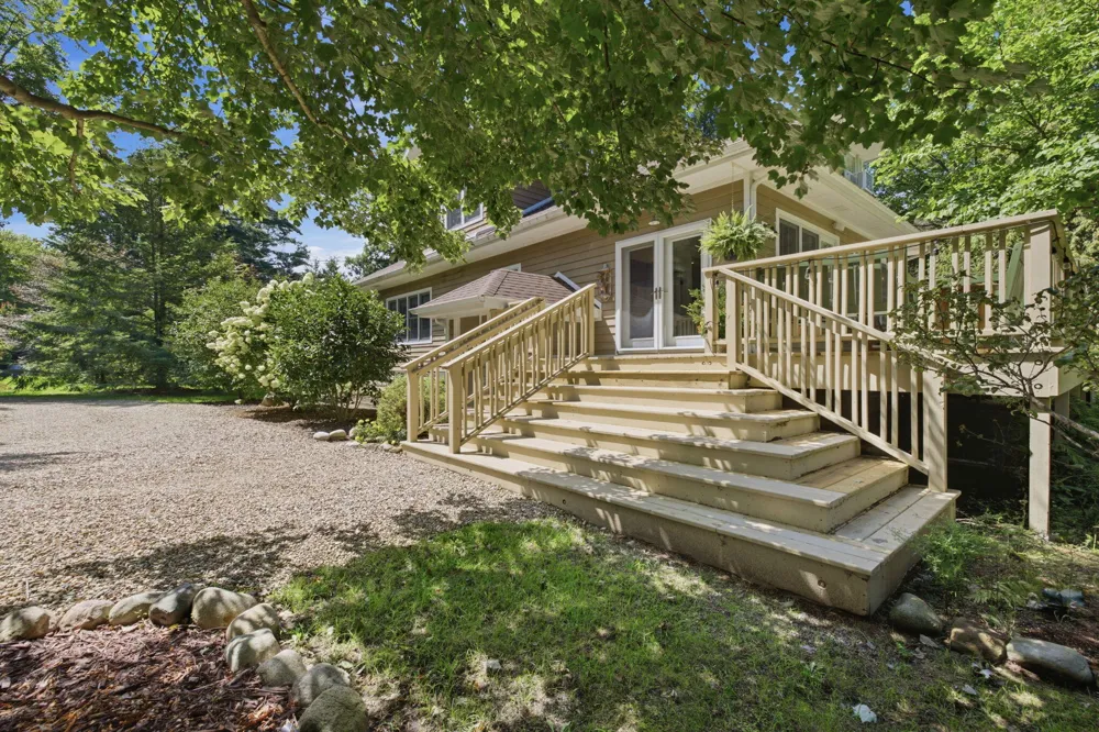 9737 Union Pier Road Chikaming Township, MI 49129