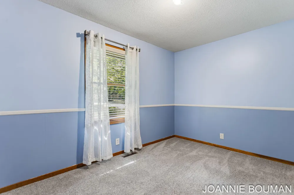 1323 Floral Street Holland City, MI 49423