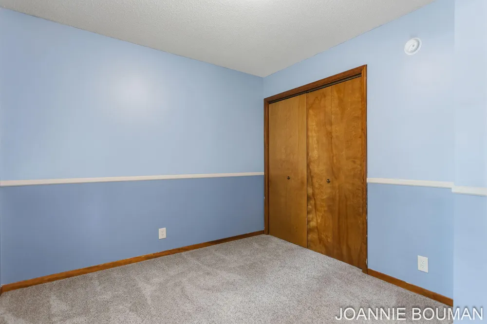 1323 Floral Street Holland City, MI 49423
