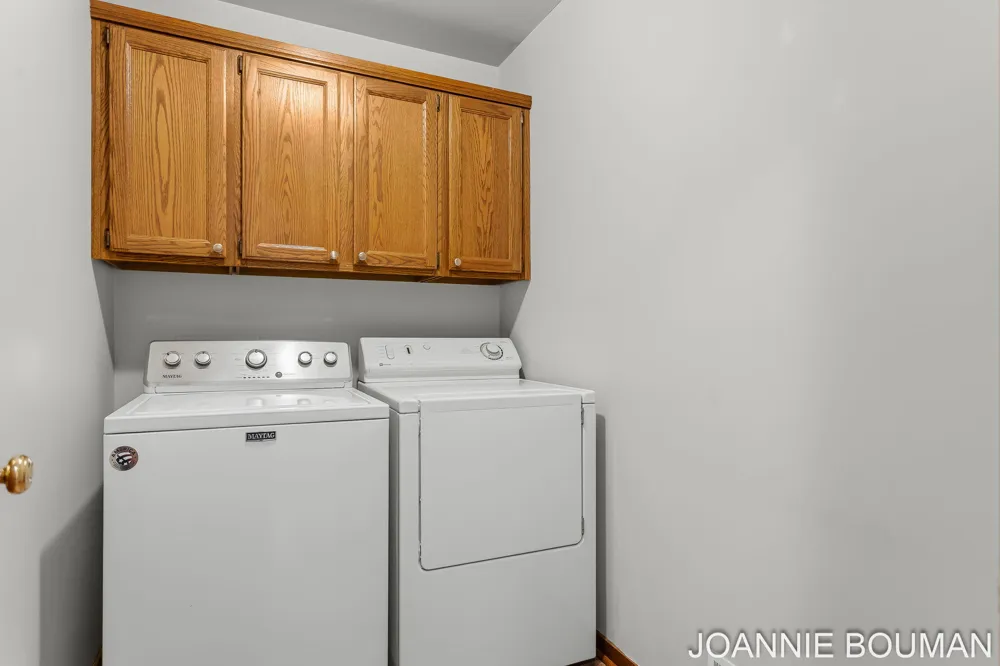 1323 Floral Street Holland City, MI 49423