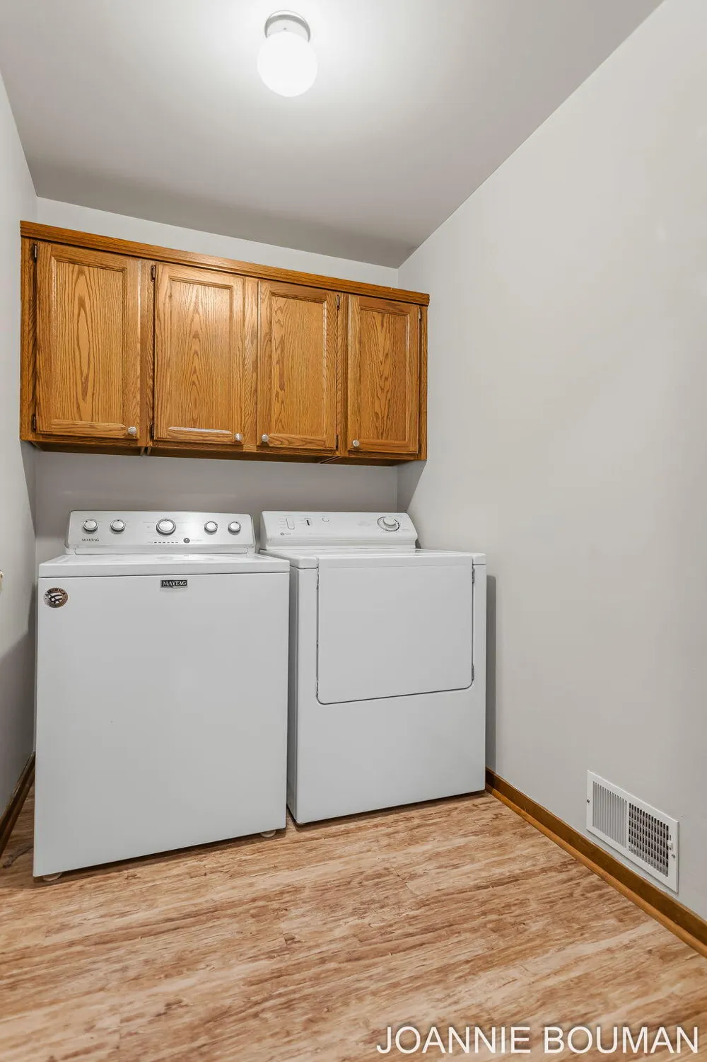 1323 Floral Street Holland City, MI 49423